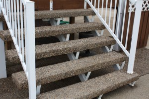 Precast concrete steps